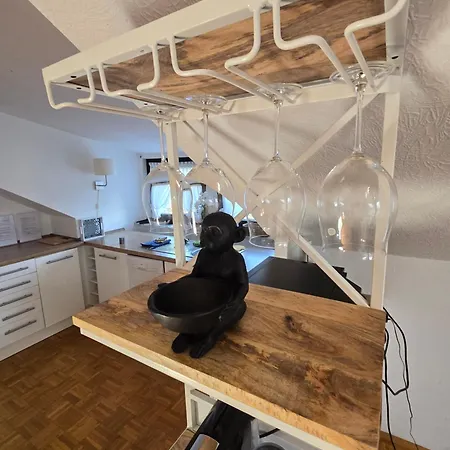 Exklusives 2 Zimmer Dachstudio Mit Kamin Perfekte Lage Fuer Phantasialand Und Koeln Messe Inkl Parkplatz Und Vollausstattung Norvenich Exterior photo