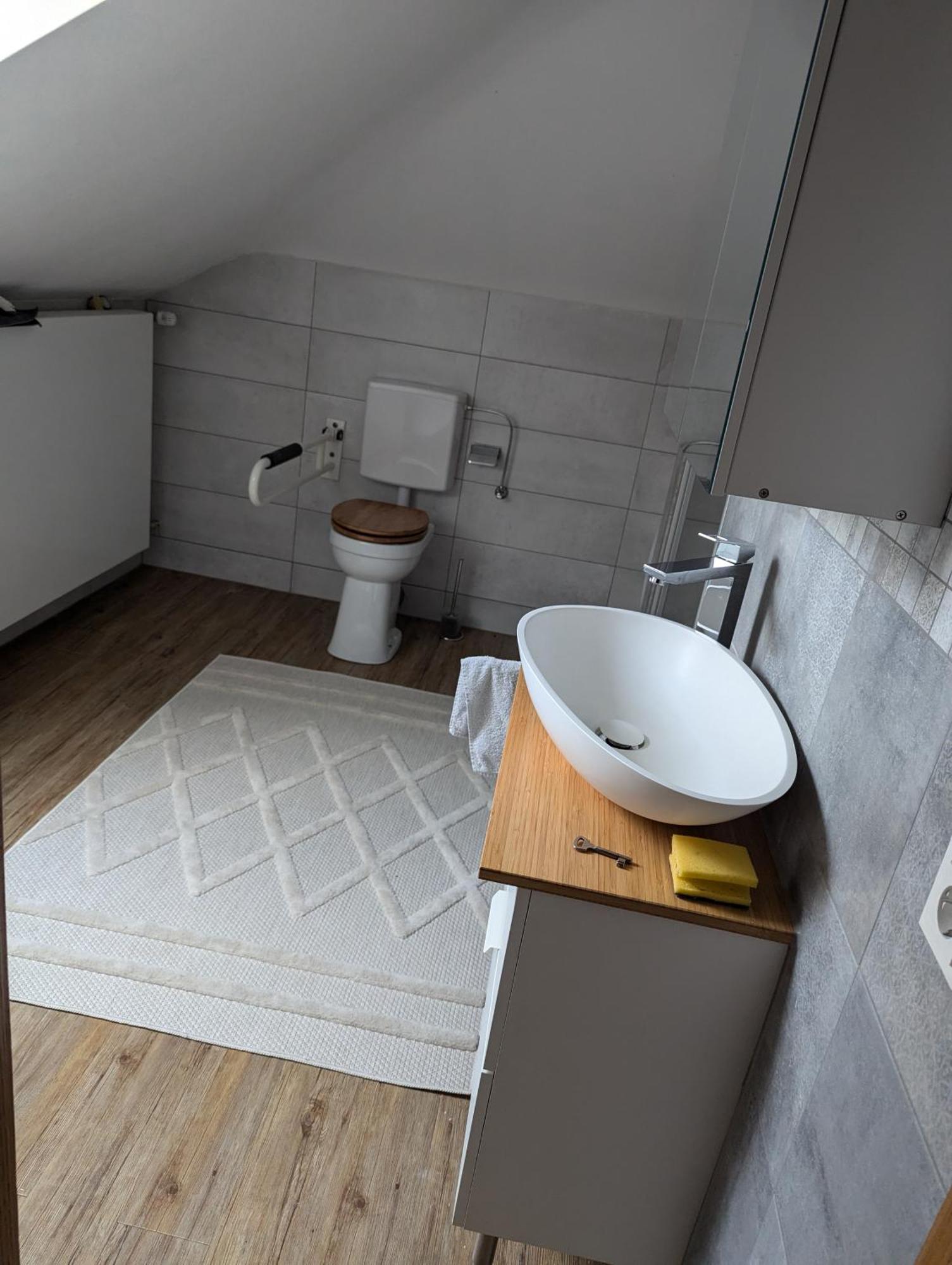 Exklusives 2 Dachstudio Mit Kamin Perfekte Lage Fuer Phantasialand Und Koeln Messe Inkl Parkplatz Und Vollausstattung Norvenich